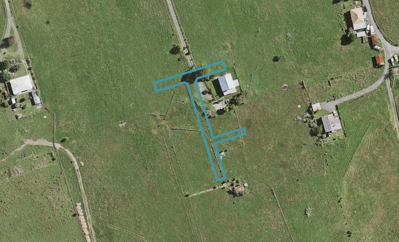 16 Wintergarden Avenue, Rosehill, Papakura - Carousel 1
