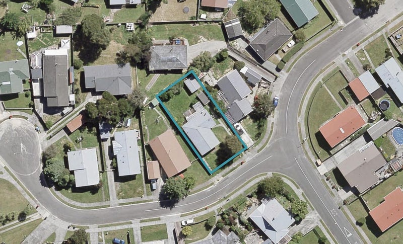37 Blueberry Grove, Timberlea, Upper Hutt - Carousel 1