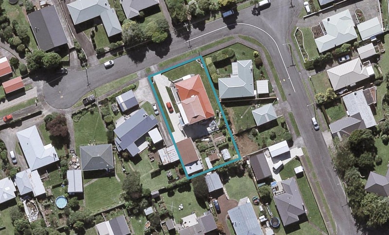 23 Hurdon Street, Hurdon, New Plymouth - Carousel 1