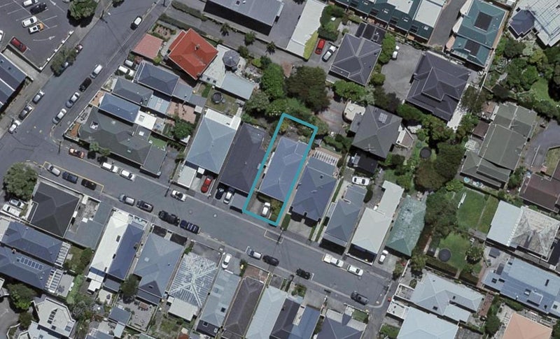 7 Caroline Street, Mount Victoria, Wellington - Carousel 1