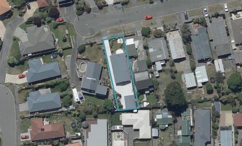 36 Larnach Street, Waimairi Beach, Christchurch - Carousel 1