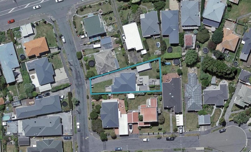 7 Bentinck Avenue, Strathmore Park, Wellington - Carousel 1