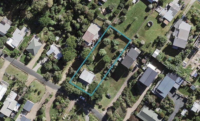 34 Ridge Road, Oneroa, Waiheke Island - Carousel 1
