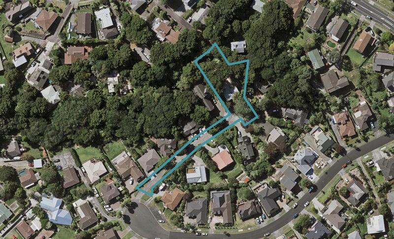 35 Ewhurst Place, Goodwood Heights, Auckland - Carousel 1