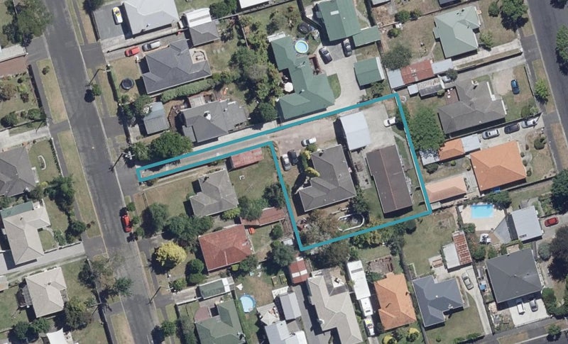 8A Nelson Street, Hamilton East, Hamilton - Carousel 1