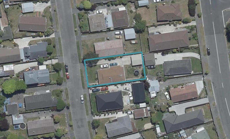 10 Four Elms Place, Parklands, Christchurch - Carousel 1