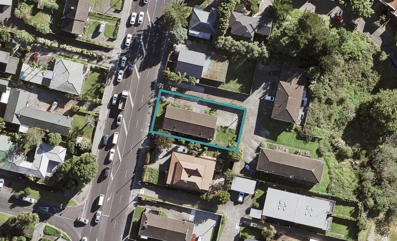 2/1570 Great North Road, Waterview, Auckland - Carousel 1