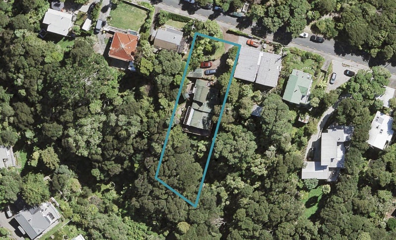 7 Miha Road, Titirangi, Auckland - Carousel 1