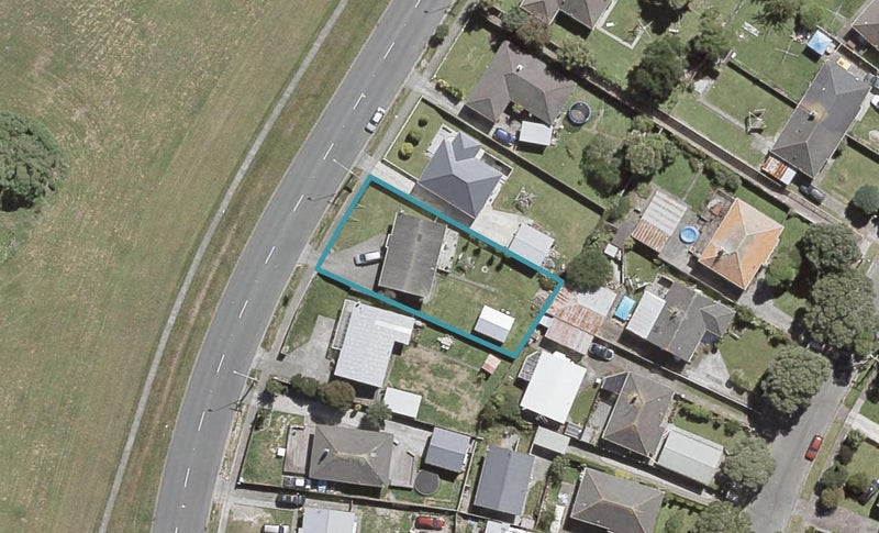 1160 Taita Drive, Taita, Lower Hutt - Carousel 1