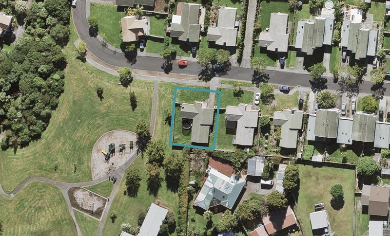 45 Kona Crescent, Henderson, Auckland - Carousel 1