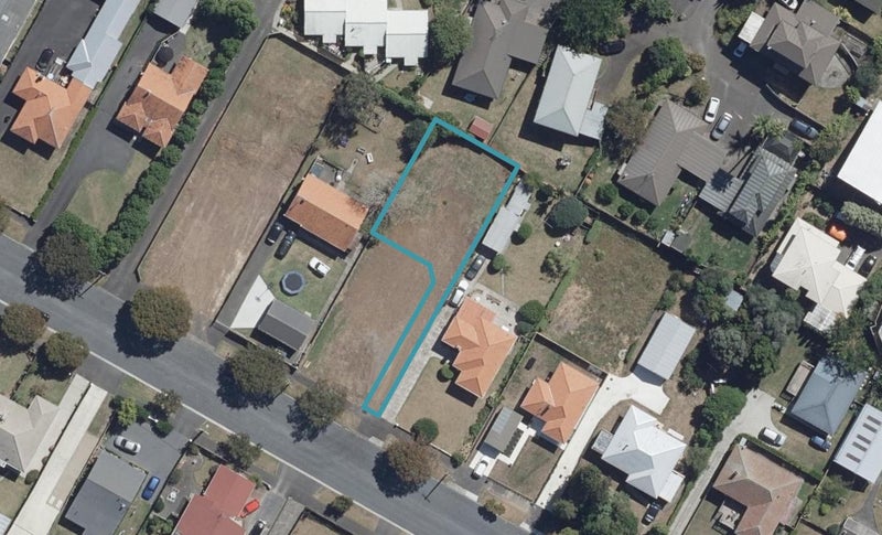 42B Matai Street, Maeroa, Hamilton - Carousel 1