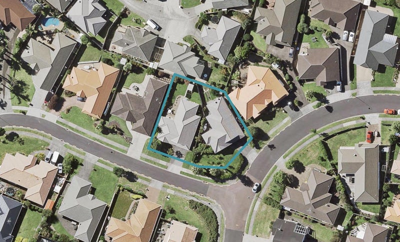 2/1 Castlemaine Close, Dannemora, Auckland - Carousel 1