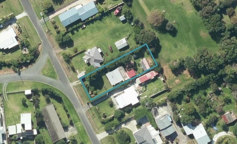 5 Kelly Street, Baylys Beach, Dargaville - Carousel 1