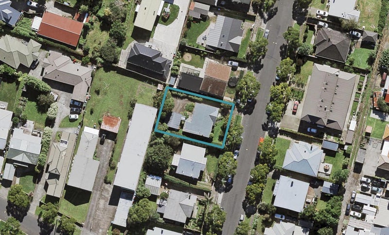 9 Carrie Street, Sandringham, Auckland - Carousel 1