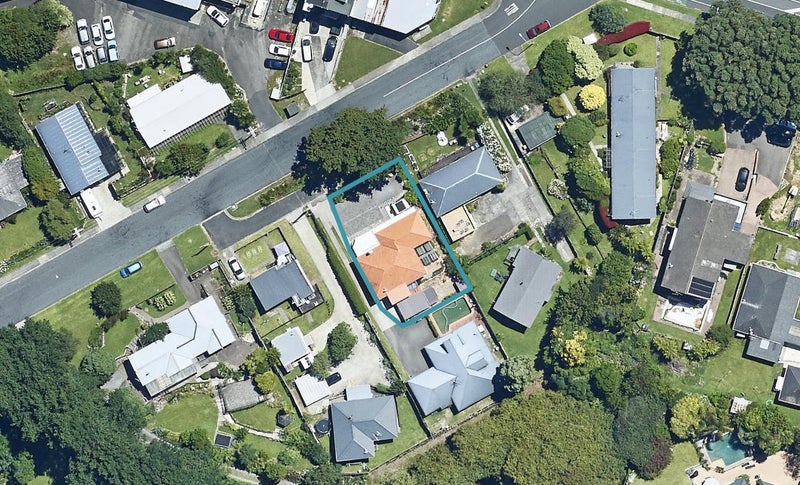 10 Paine Street, Judea, Tauranga - Carousel 1