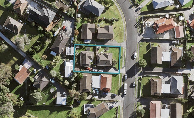 7A Halleys Place, Mount Roskill, Auckland - Carousel 1