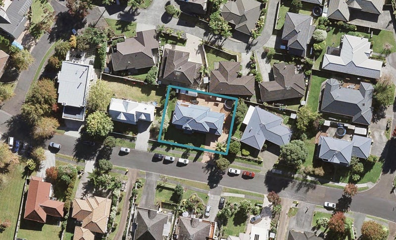 16 Bushlands Park Drive, Albany, Auckland - Carousel 1