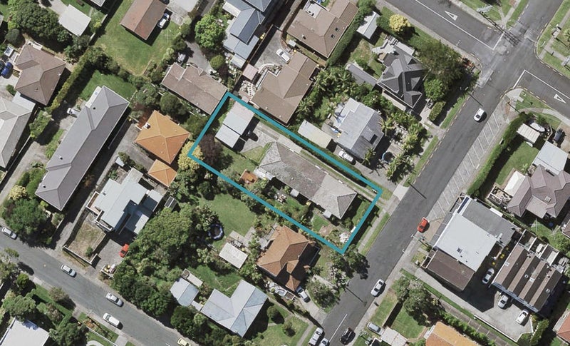 2/51 Jutland Road, Hauraki, Auckland - Carousel 1