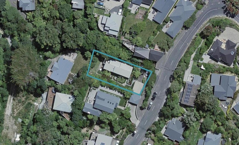 2 Mairangi Road, Wadestown, Wellington - Carousel 1