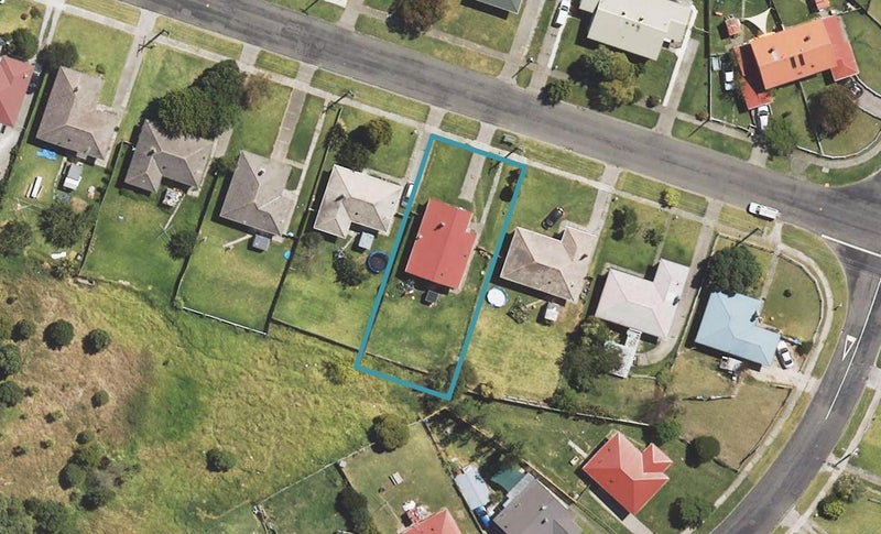 55 Cambridge Terrace, Kaiti, Gisborne - Carousel 1