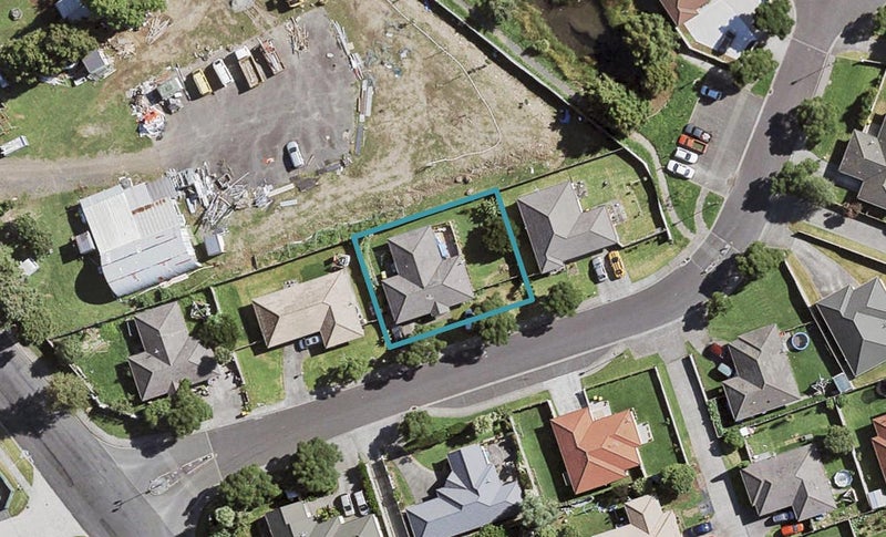 6 Scotts Field Drive, Takanini, Auckland - Carousel 1