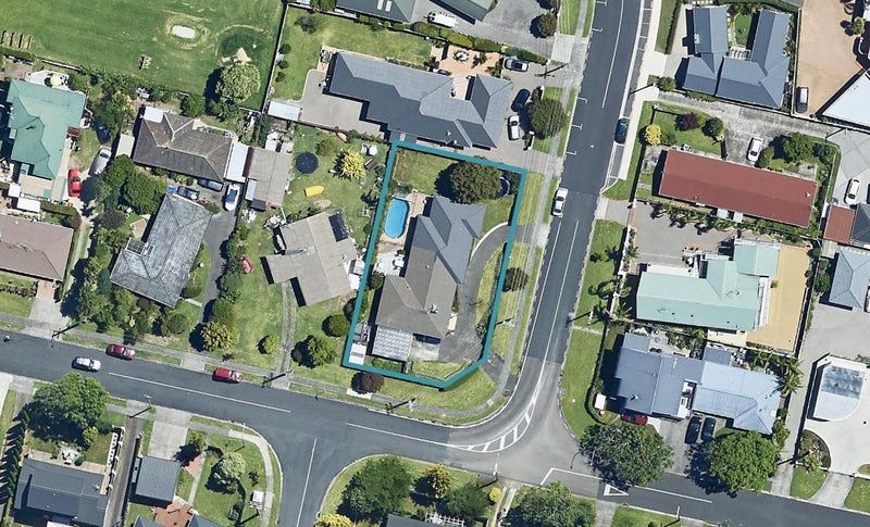 115 Maxwells Road, Otumoetai, Tauranga - Carousel 1
