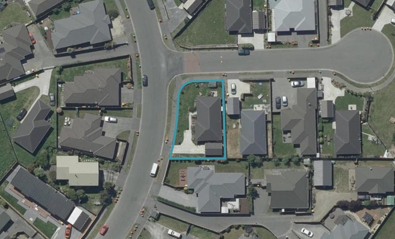 2 Foresthill Place, Bromley, Christchurch - Carousel 1