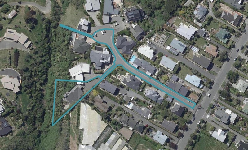 7 Mandalay Lane, Redcliffs, Christchurch - Carousel 1