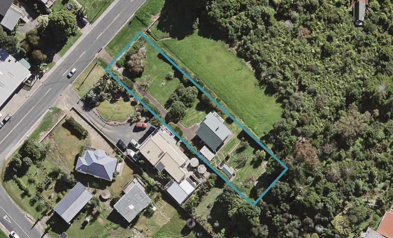 17 Onetangi Road, Onetangi, Waiheke Island - Carousel 1