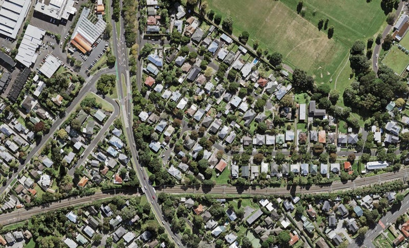 43 Malvern Road, Morningside, Auckland - Carousel 1