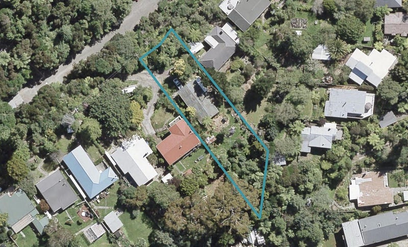 9 Winchester Avenue, Pinehaven, Upper Hutt - Carousel 1