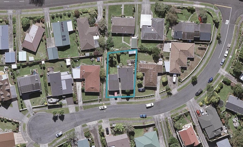 12 Ballantrae Place, Highlands Park, New Plymouth - Carousel 1
