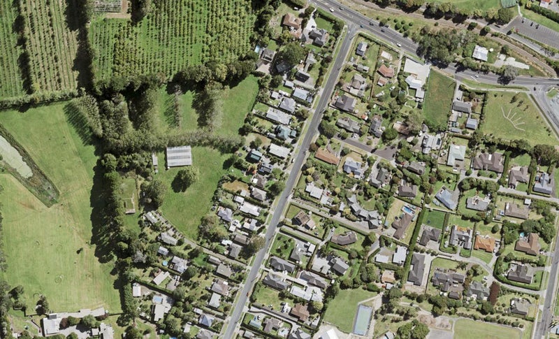 16 Trigg Road, Huapai, Kumeu - Carousel 1