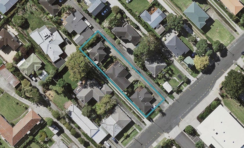 3/43 Dominion Street, Takapuna, Auckland - Carousel 1