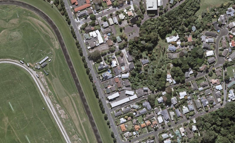 6A Cracroft Street, Welbourn, New Plymouth - Carousel 1
