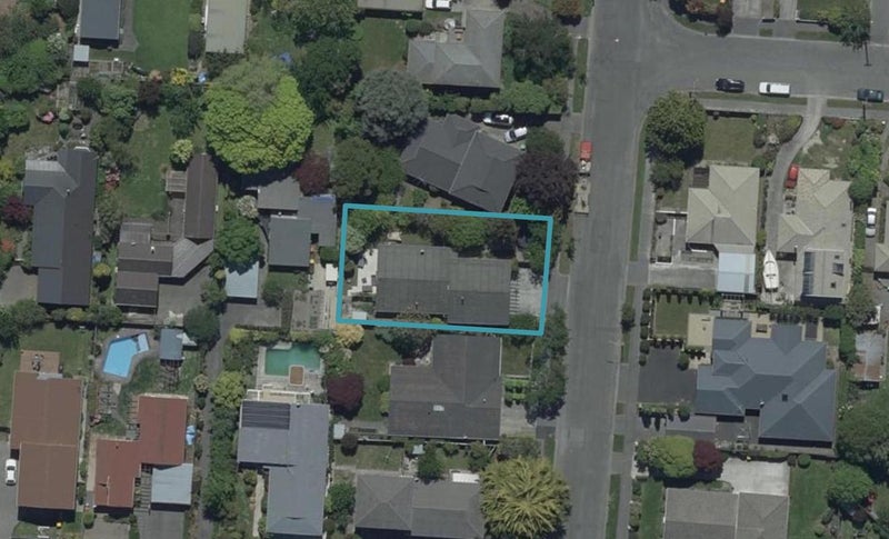 15 Radbrook Street, Avonhead, Christchurch - Carousel 1