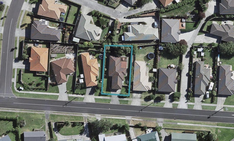 60 Kaiwaka Road, Waiuku, Waiuku - Carousel 1