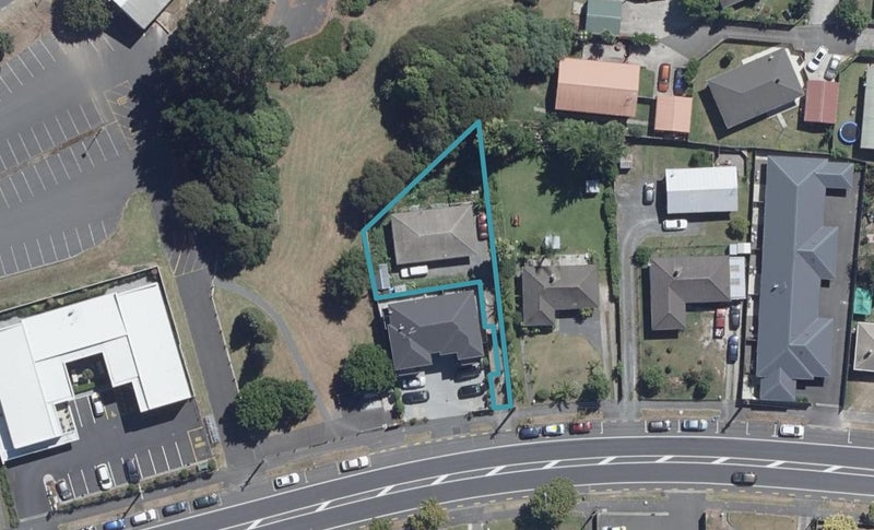 37A Lorne Street, Melville, Hamilton - Carousel 1