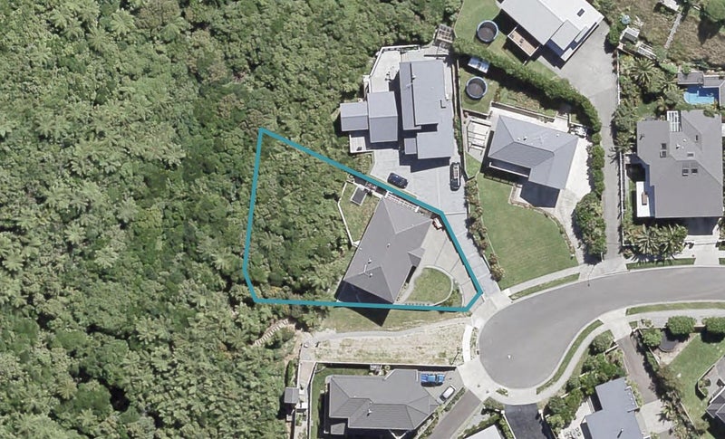 58 Arahiwi Grove, Tirohanga, Lower Hutt - Carousel 1