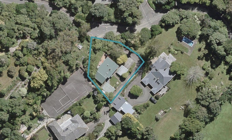 35 Wairere Road, Belmont, Lower Hutt - Carousel 1