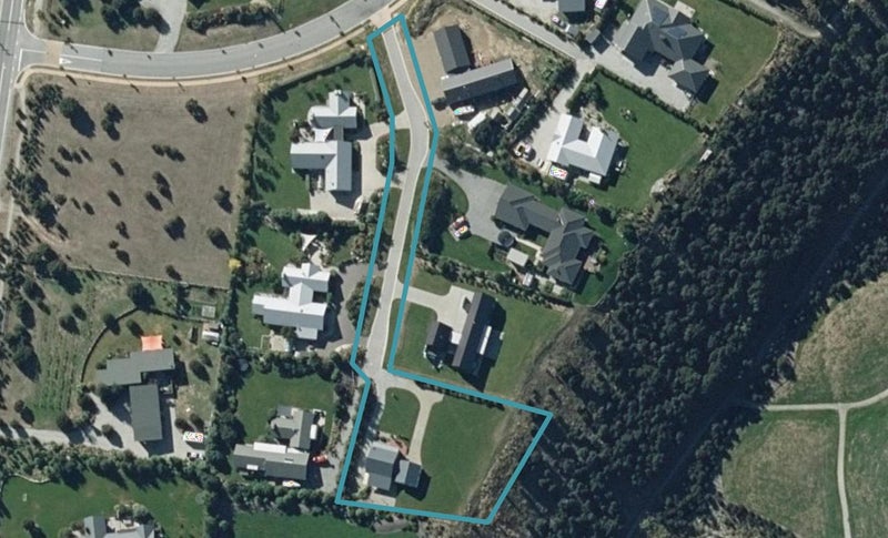19 Grierson Lane, Albert Town, Wanaka - Carousel 1