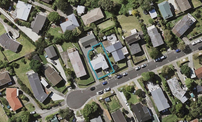 9 Mirovale Place, Totara Vale, Auckland - Carousel 1
