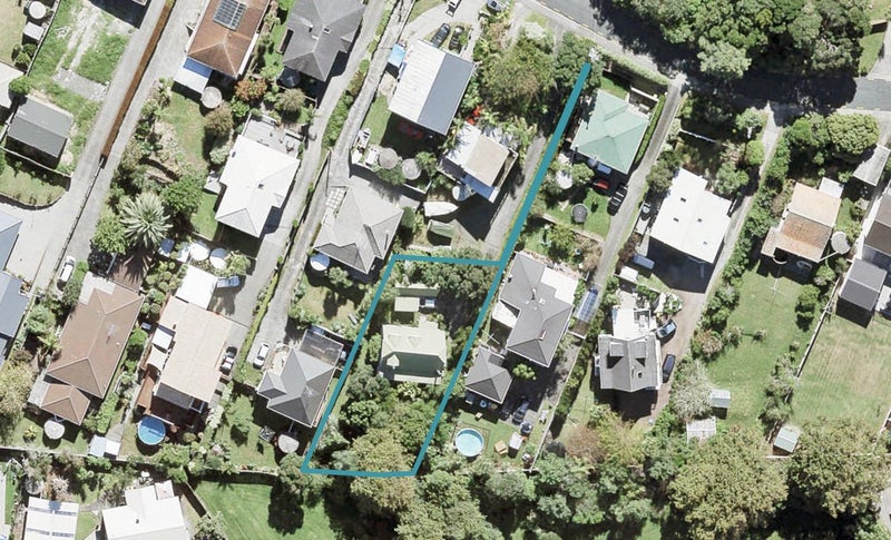 12 Zealandia Road, Manly, Whangaparaoa - Carousel 1