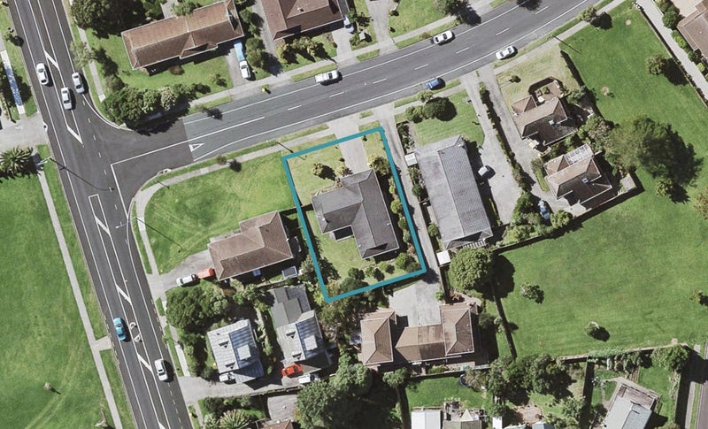 84 Aberfeldy Avenue, Highland Park, Auckland - Carousel 1