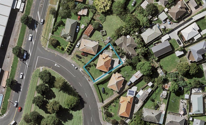 14 Martin Place, Panmure, Auckland - Carousel 1