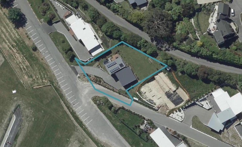 1 Jahan Lane, Cashmere, Christchurch - Carousel 1