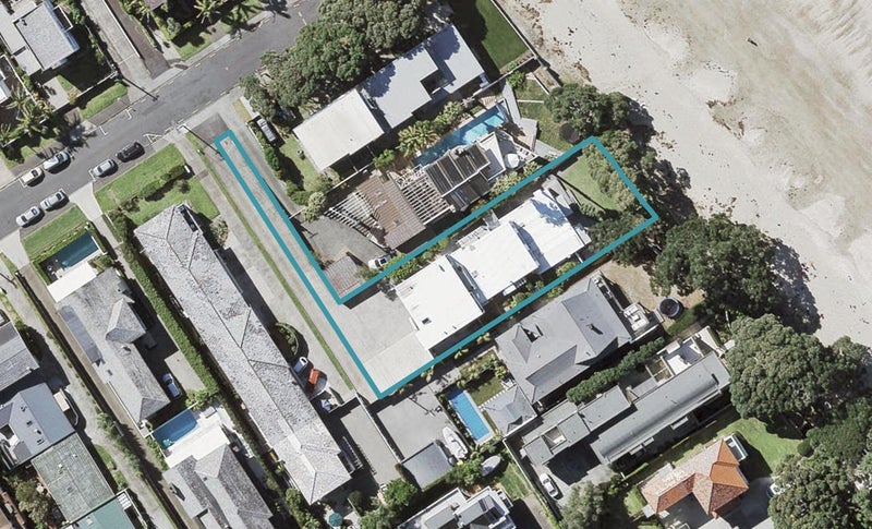 2/31 Sanders Avenue, Takapuna, Auckland - Carousel 1
