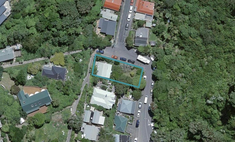 5 Entrance Street, Aro Valley, Wellington - Carousel 1