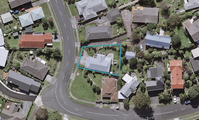 45 Wesley Avenue, Frankleigh Park, New Plymouth - Carousel 1