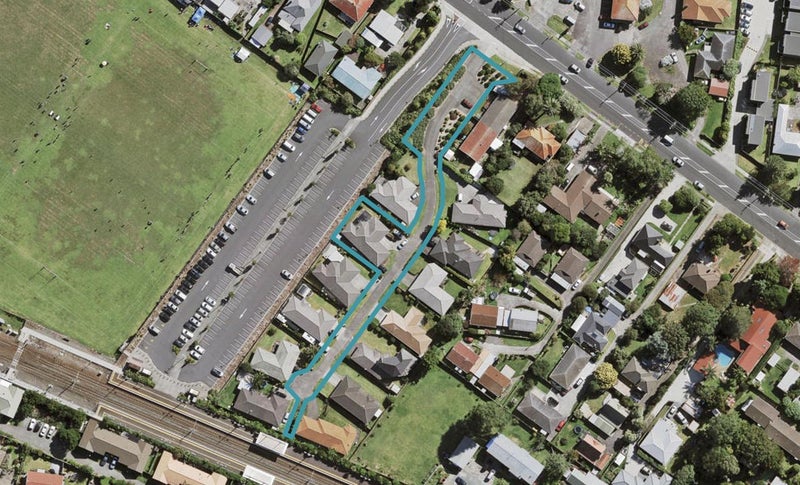 12/72 Swanson Road, Henderson, Auckland - Carousel 1